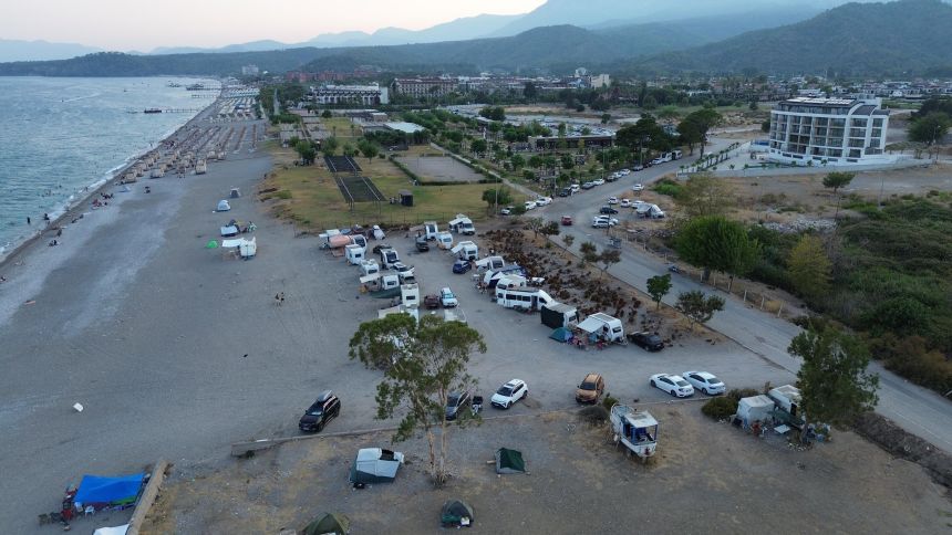 Kemer Karavanlar (1)
