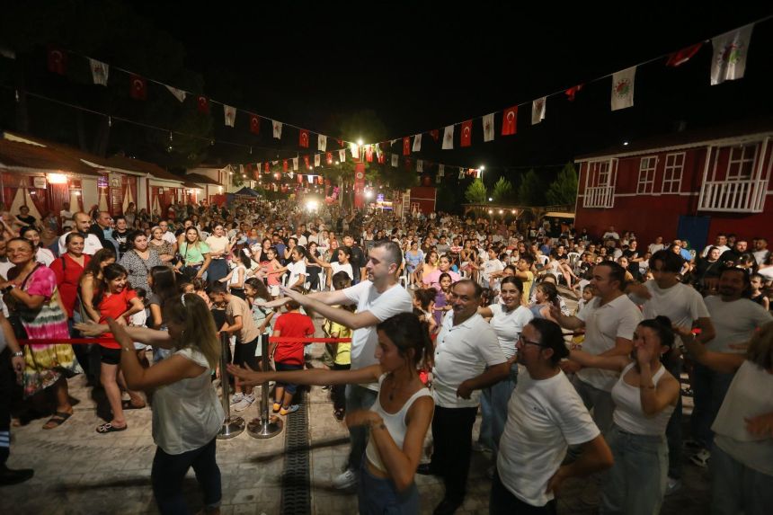 Kepezin 2. Uluslararasi Kultur Festivali Basladi 15