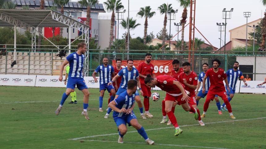 Kocagoz, Kepezspor Futbol A S Karaman K F Macini Tribunden Izledi 9