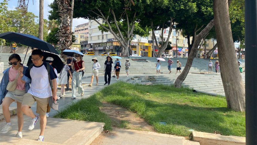 Koreli Turistler Antalya