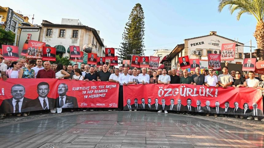 Chp Muhittin Böcek Eylemi