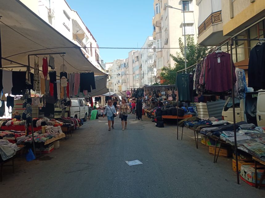 Cuma Pazarı Giyim (2)