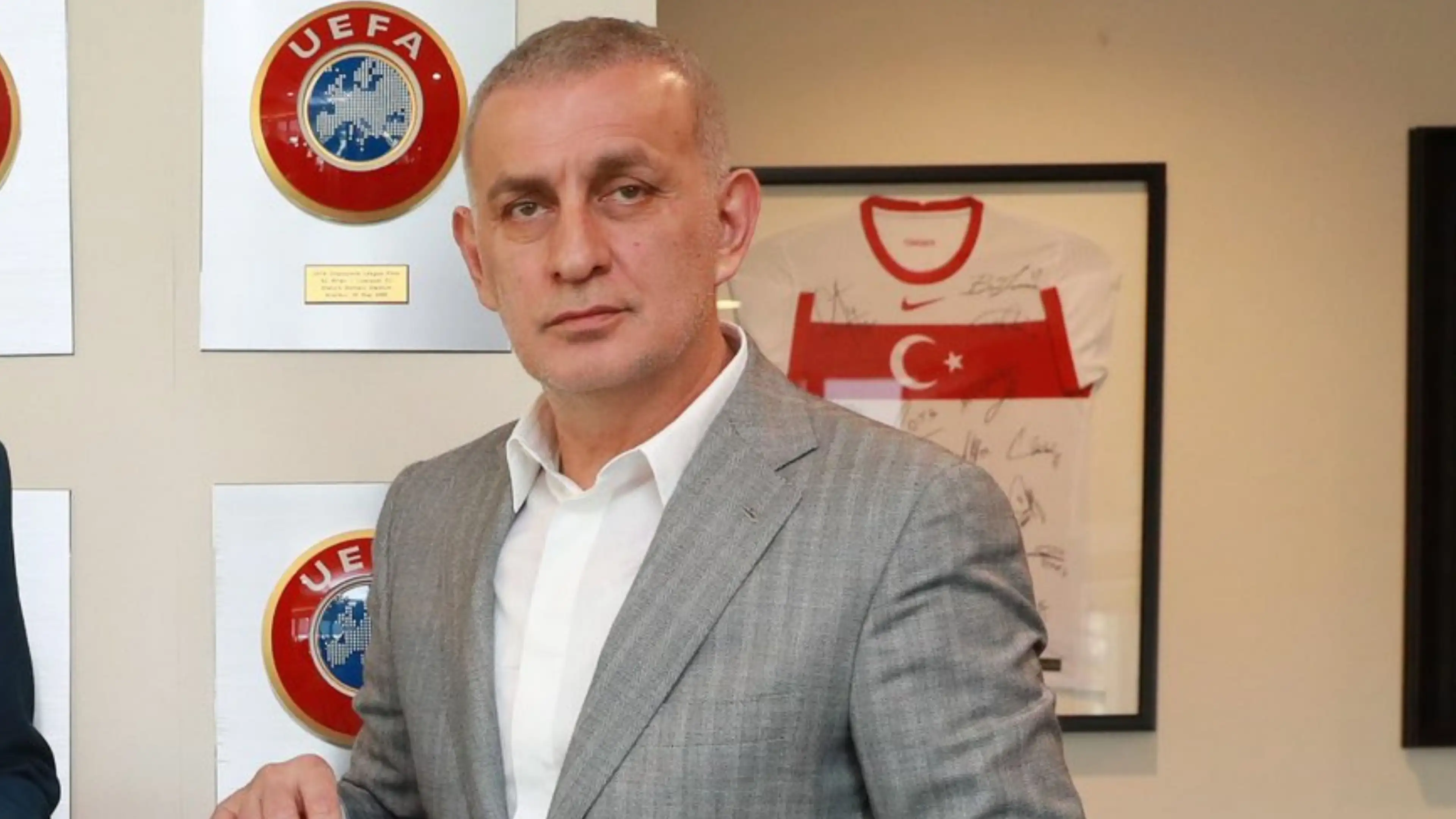 Ibrahim Haciosmanoglu Kimdir 2