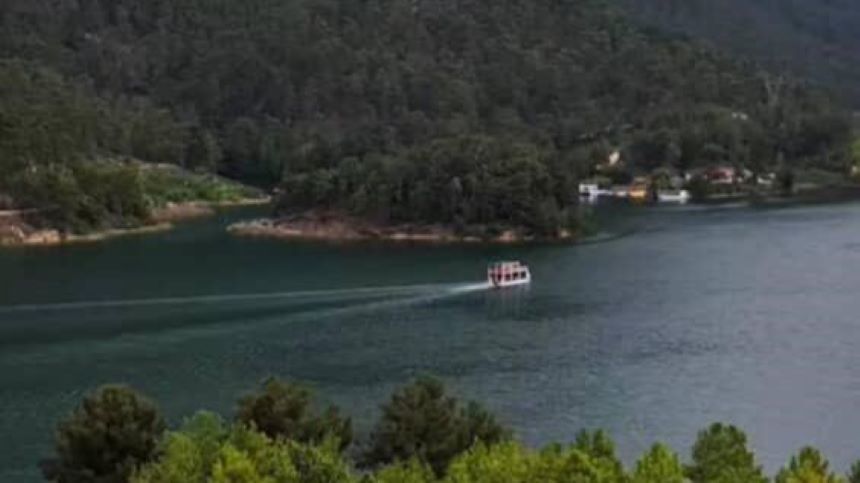 Karacaören Barajı Tekne (8)