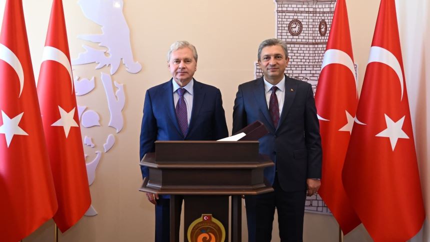 Moskova Hükümet Bakanı Çeremin Antalya Ziyareti (1)