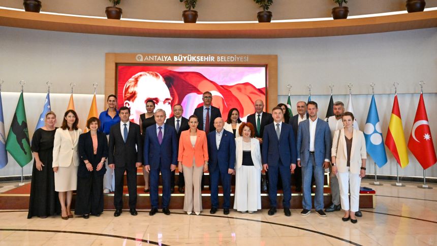 Moskova Hükümeti Bakanından Büyükşehir Belediyesi’ne Ziyaret (8)
