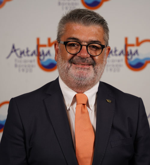 Nuri Büyükselçuk Antalya Ticaret Borsası Meclis Üyesi Ve Türkiye Yem Sanayicileri Birliği Yönetim Kurulu Üyesi