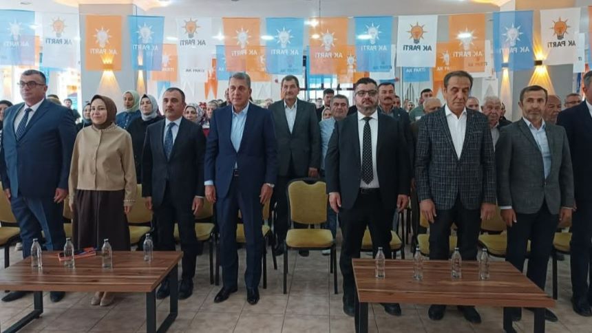Öntaş, Akp'nin Bir Etkinliğinde