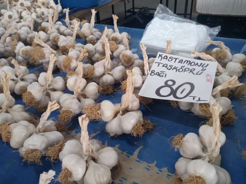 Pazar Tezgahları Sarımsak Antalya (3)