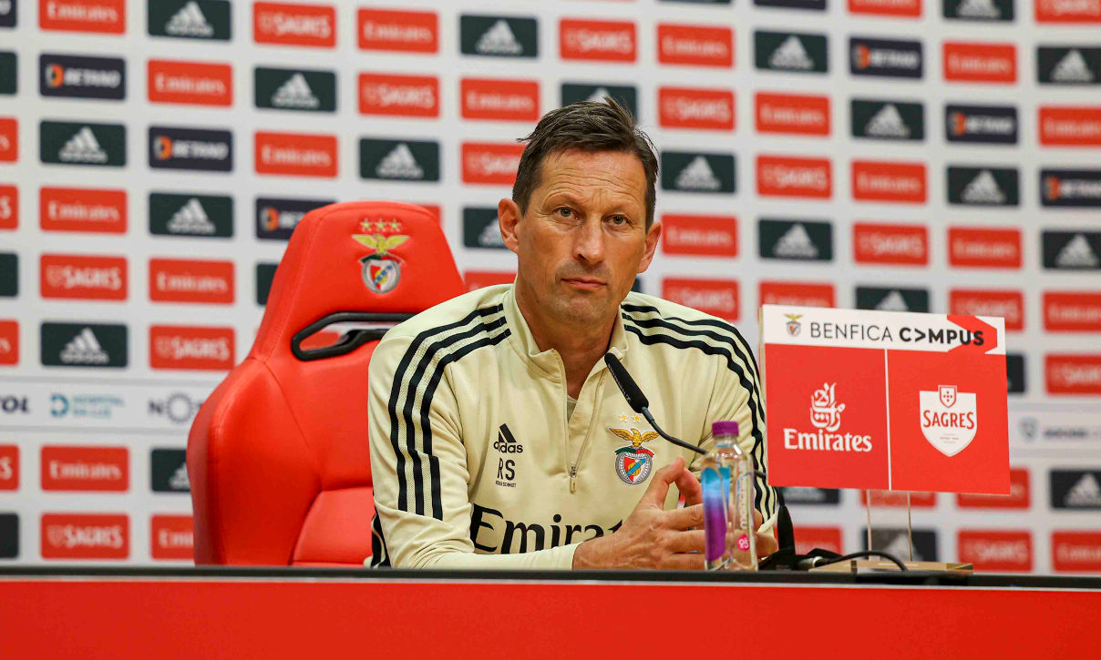 Roger Schmidt Kimdir 4