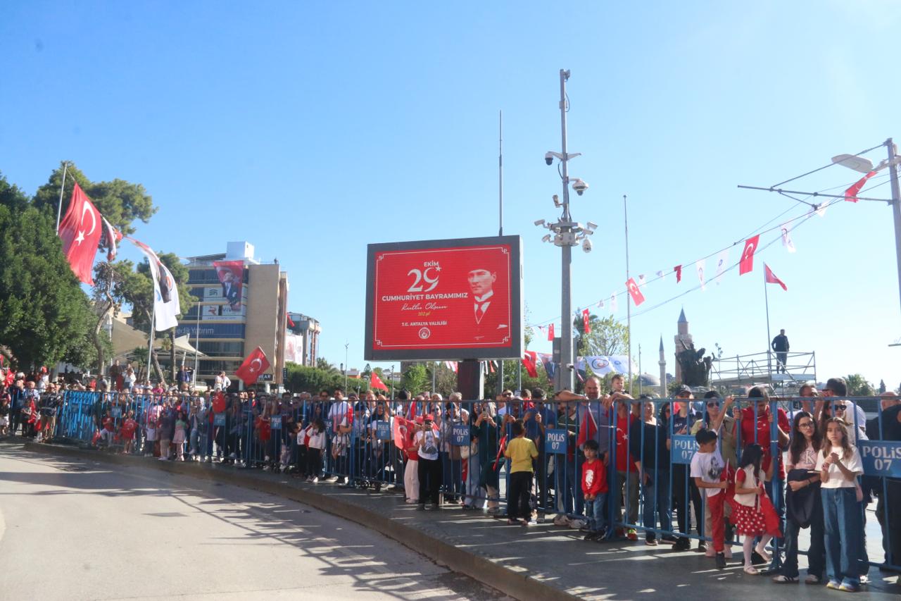 29 Ekim Kutlamaları 2025 Antalya (5)