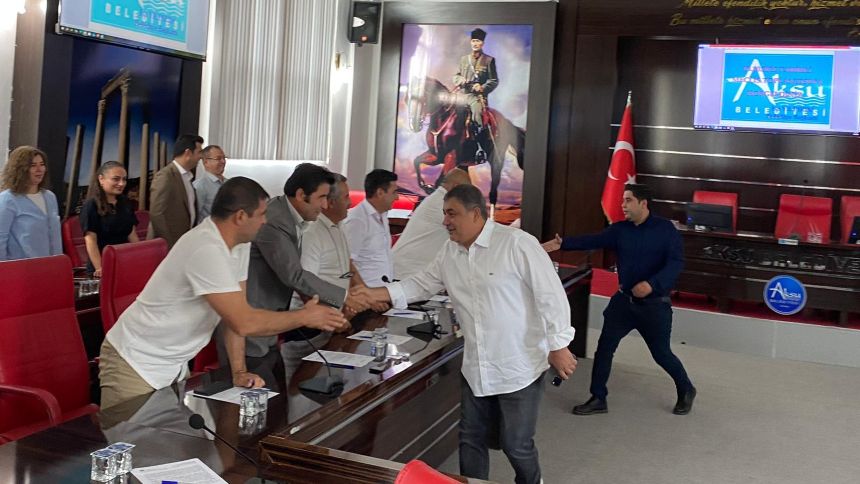 Aksu Meclis Bozkurt Gerginliği (1)