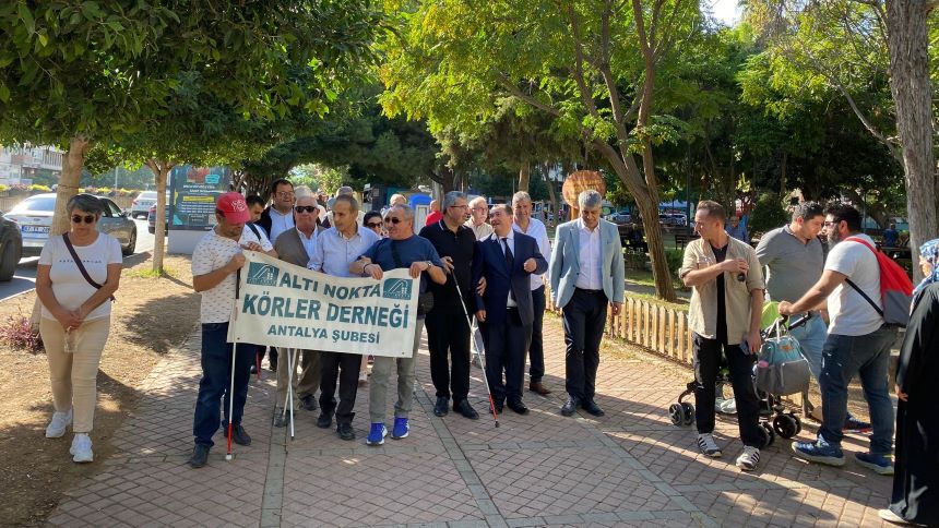 Altı Nokta Körler Derneği Yürüyüş Antalya