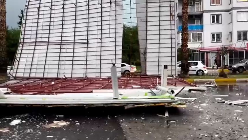 Antalya Peyzaj Mimarları Odası'nın Uçan Çatısı (2)