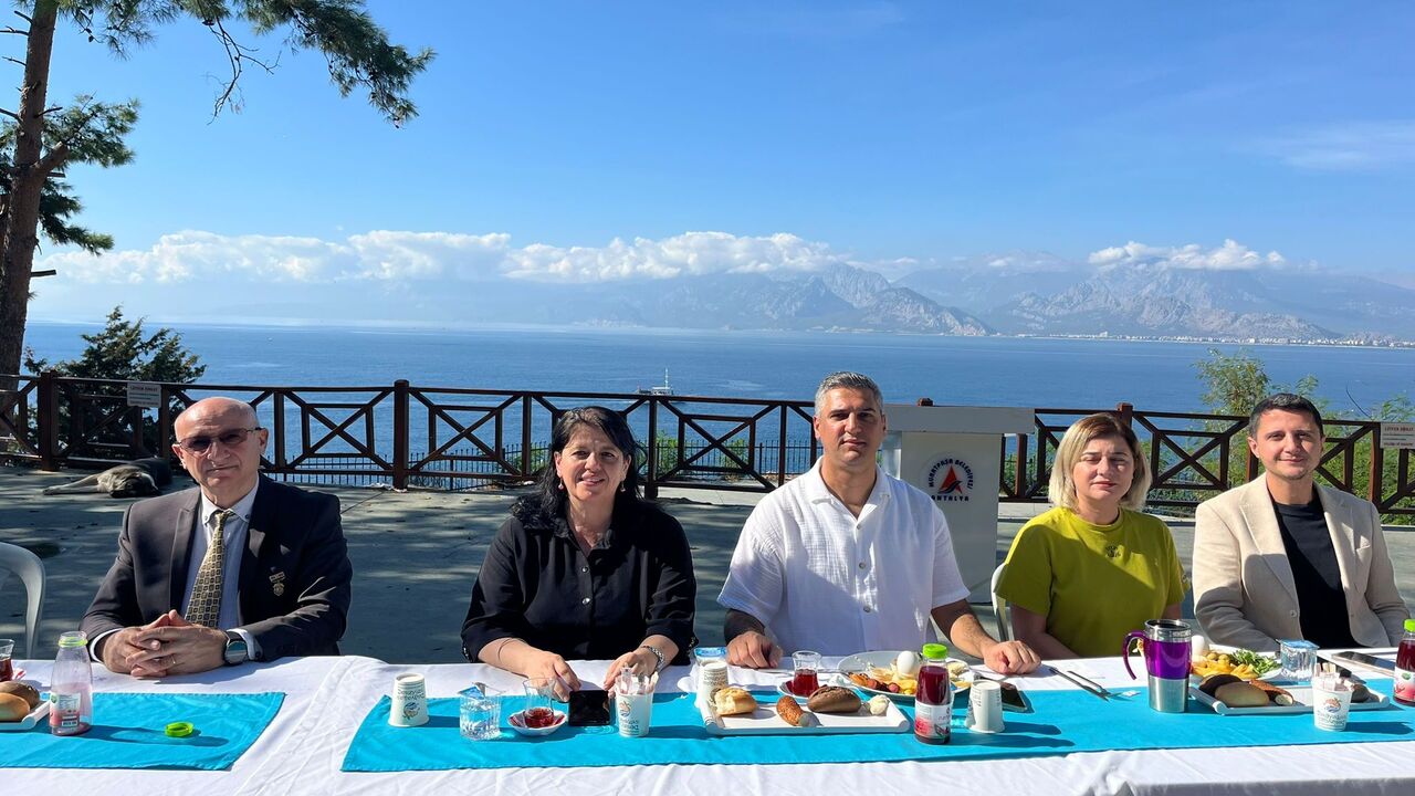 Antalya Şehit Aileleri Buluşma 1