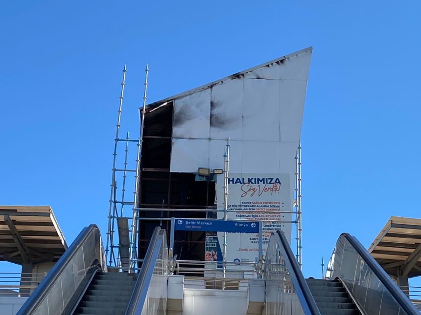 Antalya Tramvay Yonca Durağı