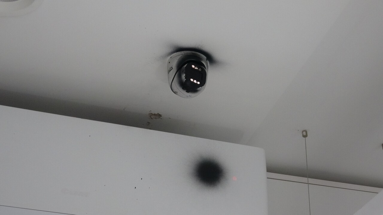 Antalya'da Kuyumcu Soygunu Güvenlik Kamerası Sprey Boya Ile Devre Dışı