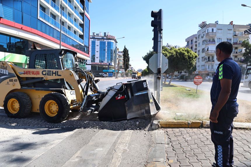 Aytemiz Kavşağı Antalya Kemer Bakım Çalışması (2)