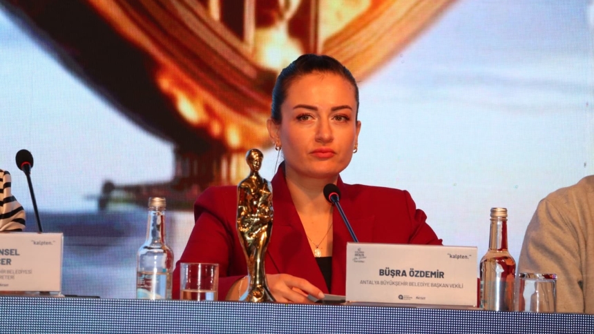 Büşra Özdemir Altın Portakal Tanıtım Toplantısı