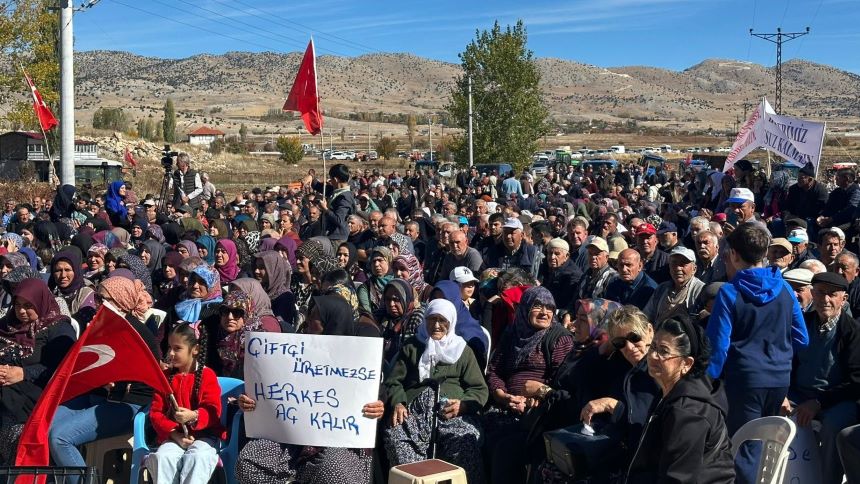 Cavit Arı Korkuteli Vatandaşlarla Beraber (1)