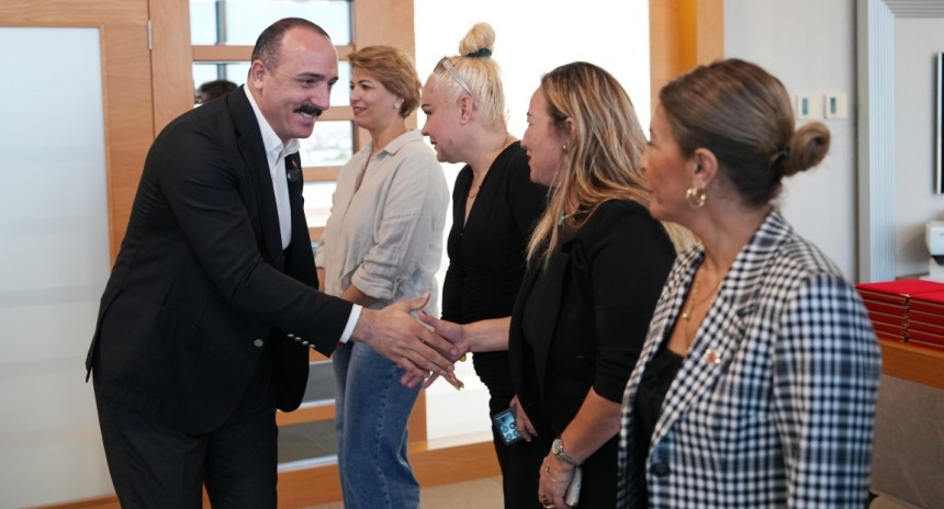 Cem Kotan Kadın Muhtar (3)