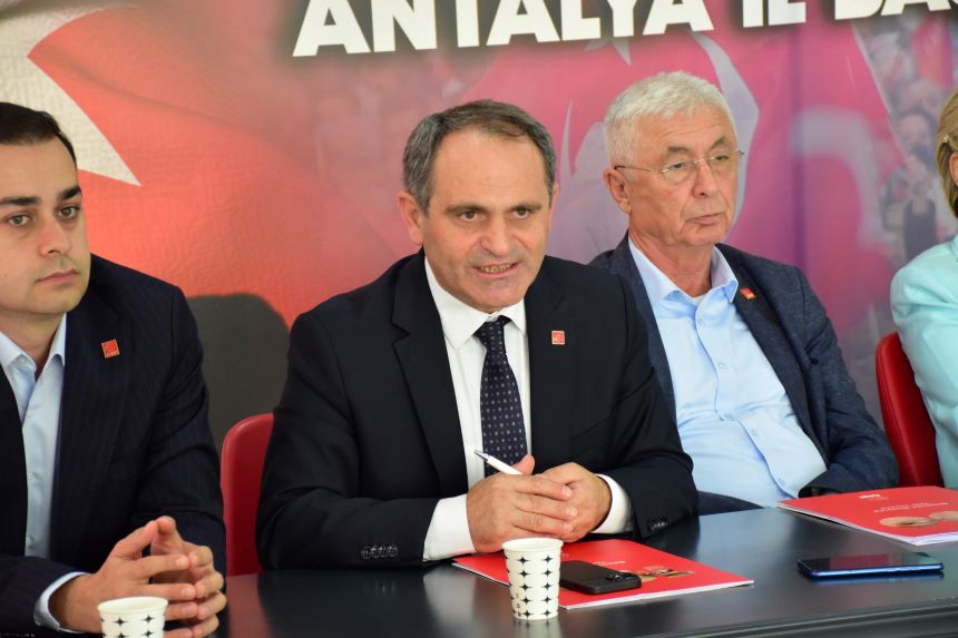 Ecevit Keleş Chp Parti Meclisi (Pm) Üyesi Antalya