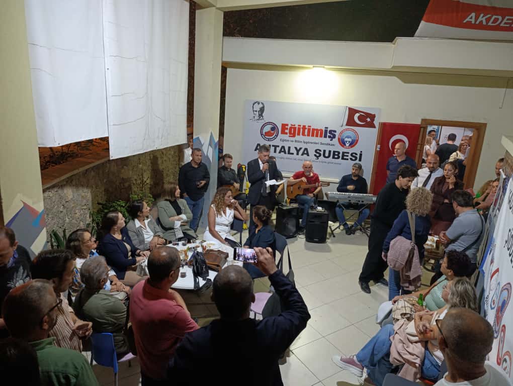 Eğitim Iş 20 Yayşında