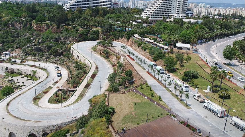 Konyaaltı Sahili Varyant Yolu