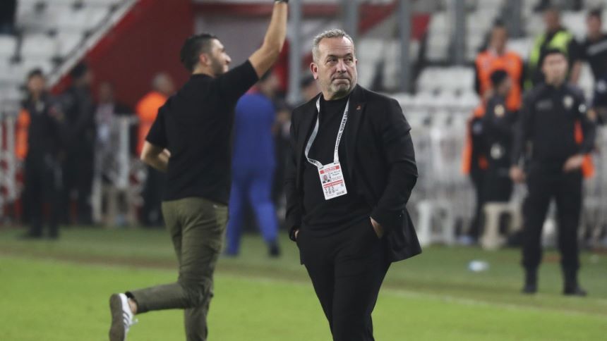 Murat Özgen Antalyaspor