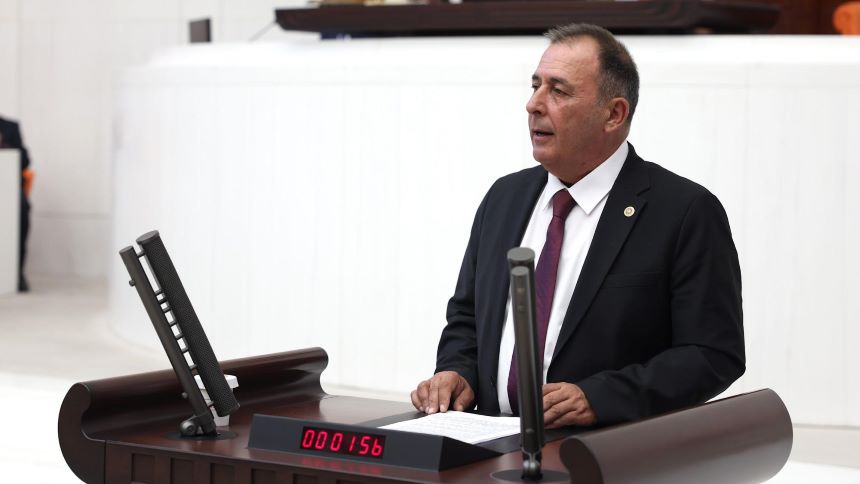 Mustafa Erdem Meclis-1