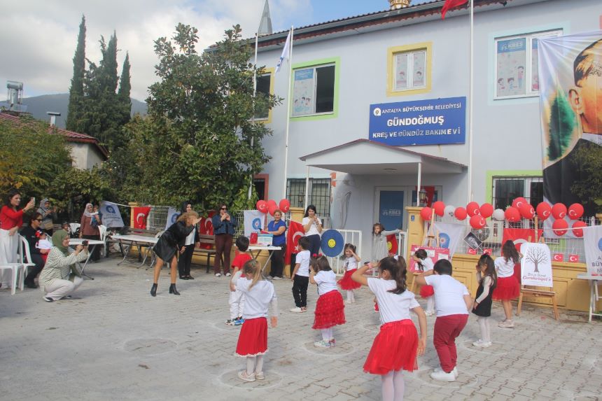 Nostalji Tramvayı’nda 29 Ekim Kutlaması (1)