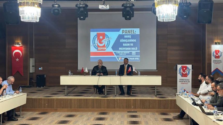 Saruhan Oluç Antalya Milletvekili Diyarbakır (2)