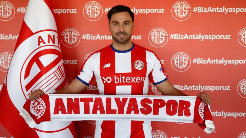 Sinan Gümüş Futbolcu 3