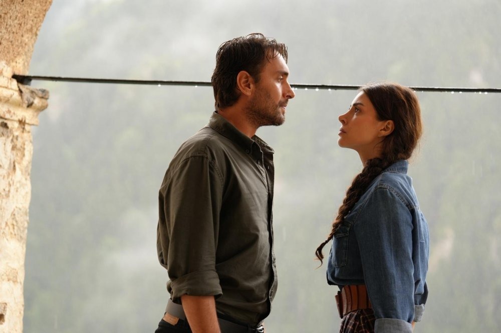 Taşacak Bu Deniz Dizi 4