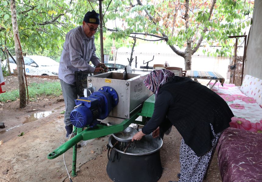 Üzüm Üretcileri Makine Desteği Antalya (2)