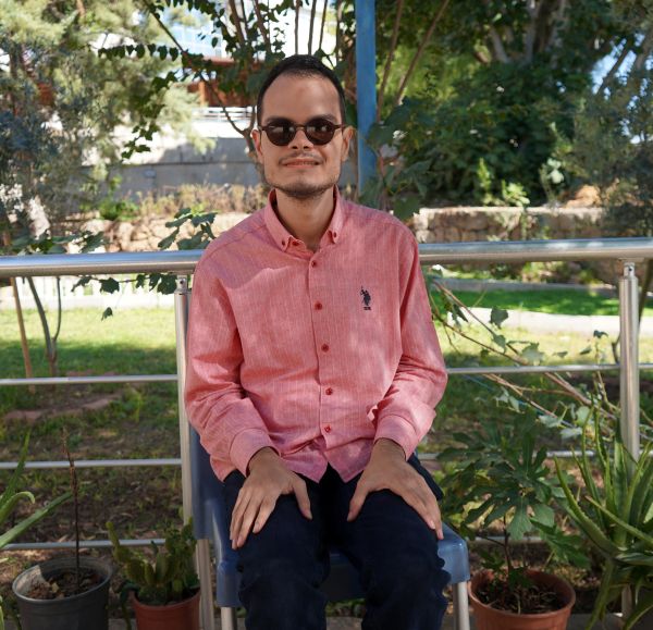 Alper Sökmen Görme Engellim Müzik Öğretmeni (4)