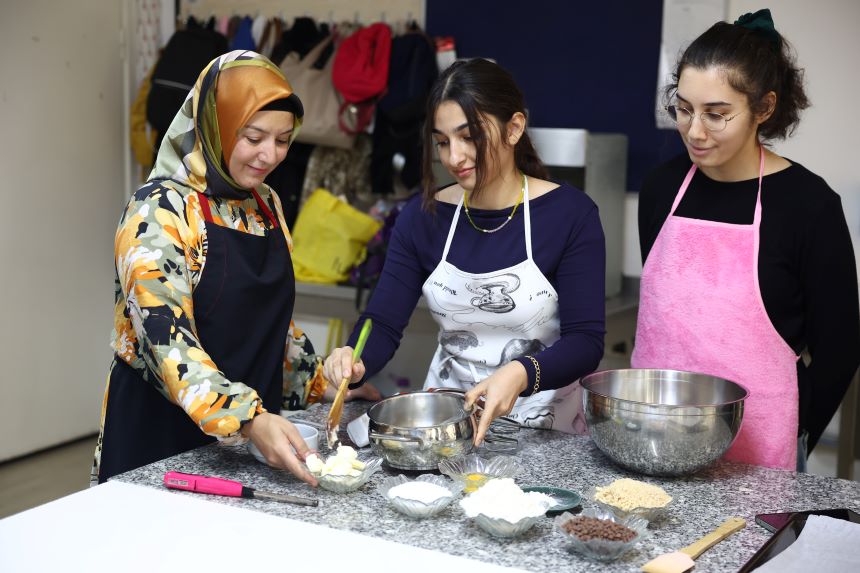 Atasem’de Istihdam Ve Hobi Için Kursları Başladı (7)