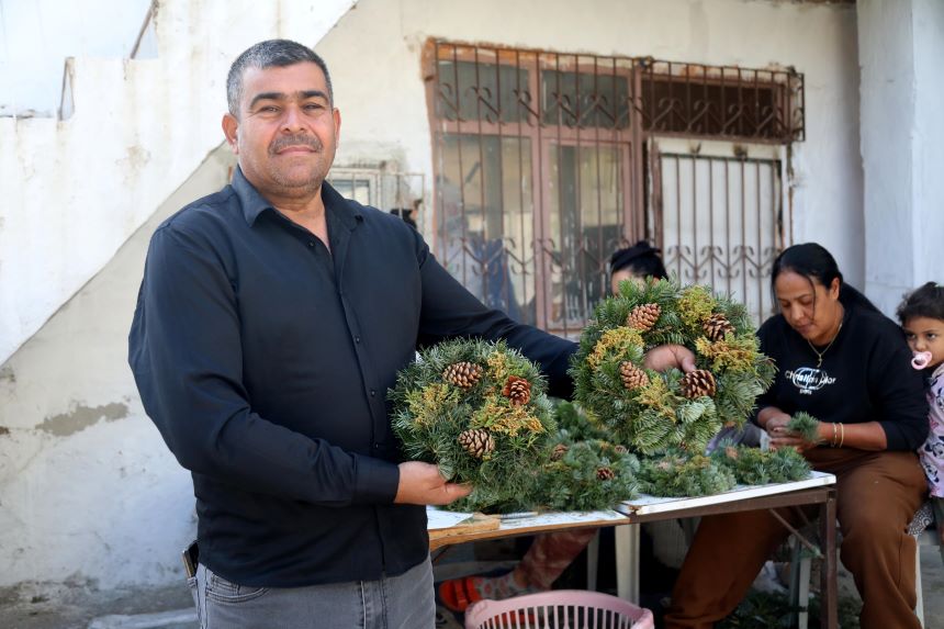 Atıklardan Üretilen Çelenkler Antalya (1)