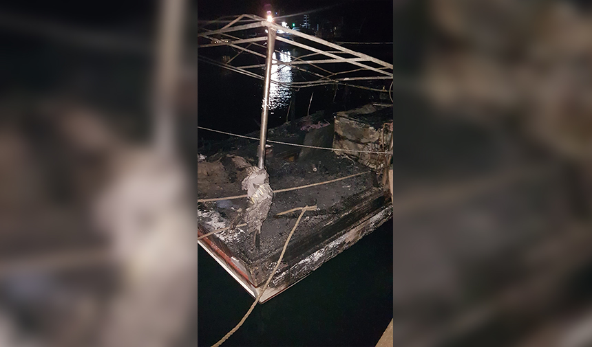 Balıkçı Barınağı Yangın 2