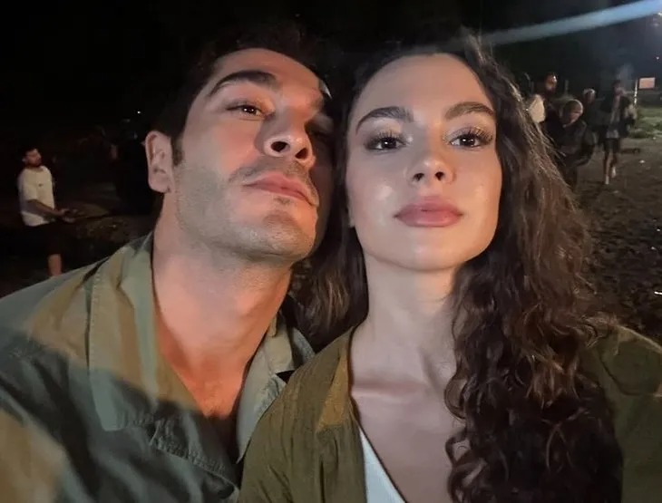 Burak Deniz Su Burcu Yazgı