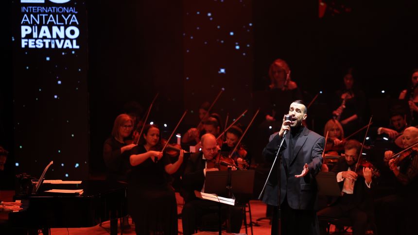 Cem Adrian Antalya Festival Konser (4)