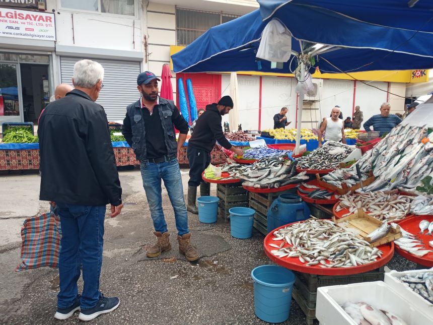 Cuma Pazar Balıklar Antalya (2)