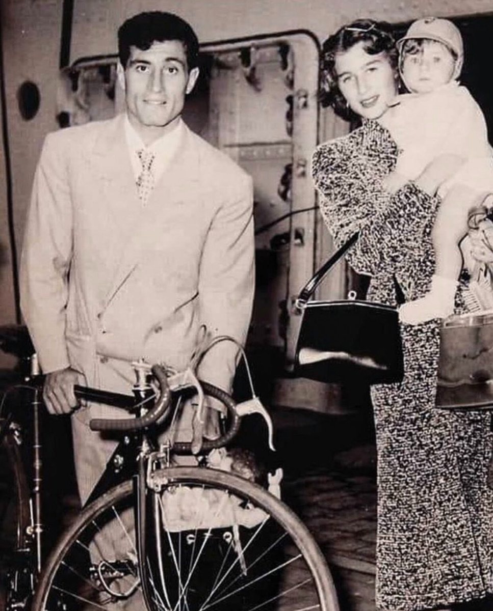 Ej Zp5 Af W A A Q W H E C