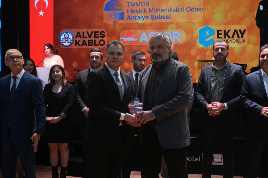 Emo Geleneksel Gece 4