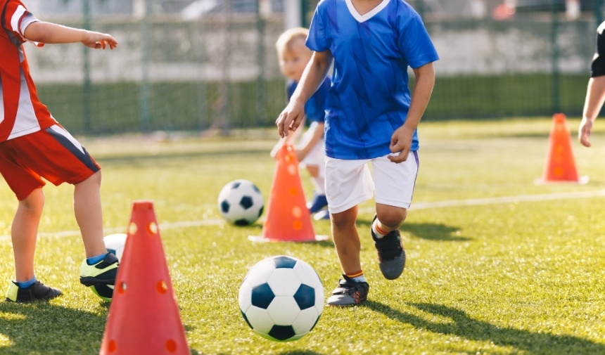 Futbolcu Çocuk Antreman