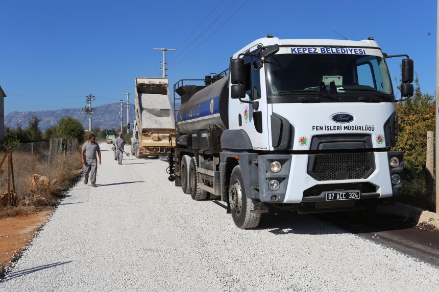 Kizilli Mahallesine 2.070 Metrelik Asfalt Yatirimi 5