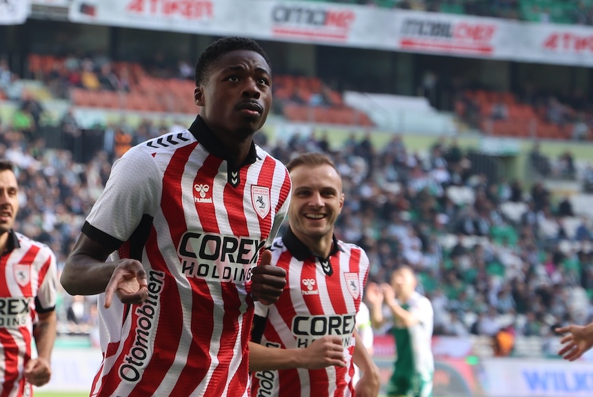 Konyaspor, Samsunspor'a 3 1 Yenildi