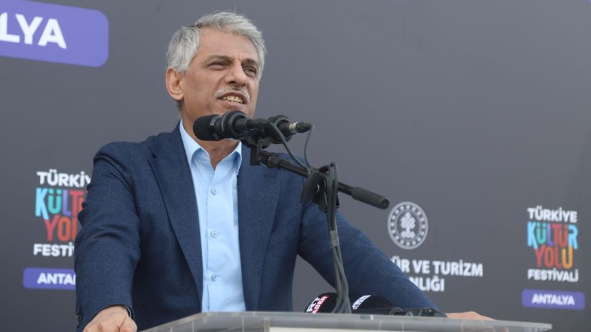 Nadir Alpaslan Kültür Ve Turizm Bakan Yardımcısı-1