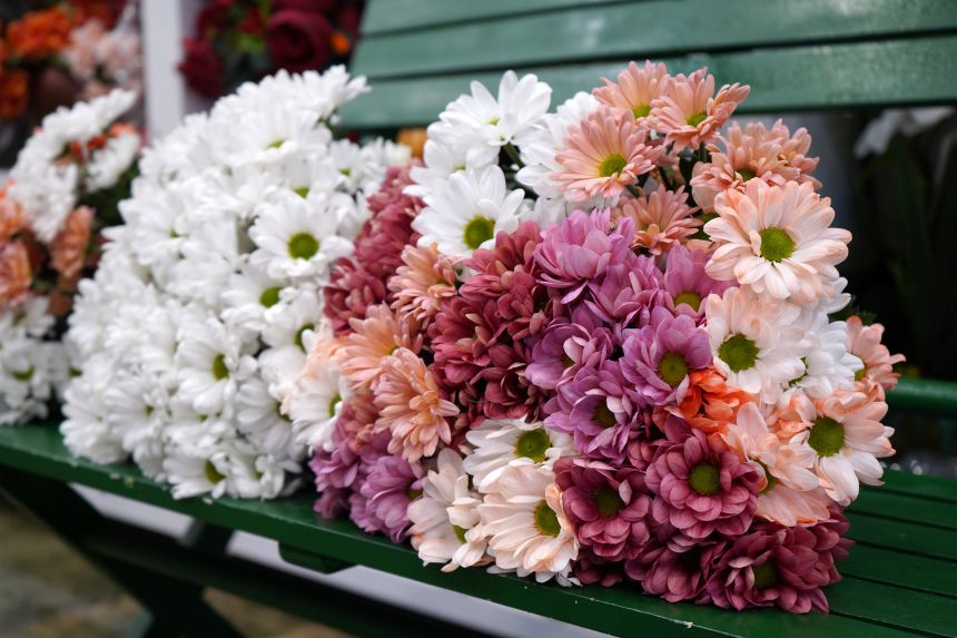 Öğretmenler Gününe Özel Çiçekler Antalya (1)