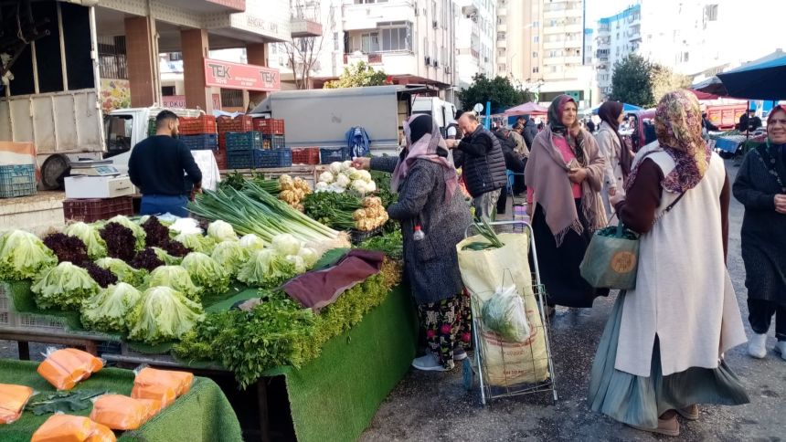 2025 Yılının Son Cuma Pazarı (1)